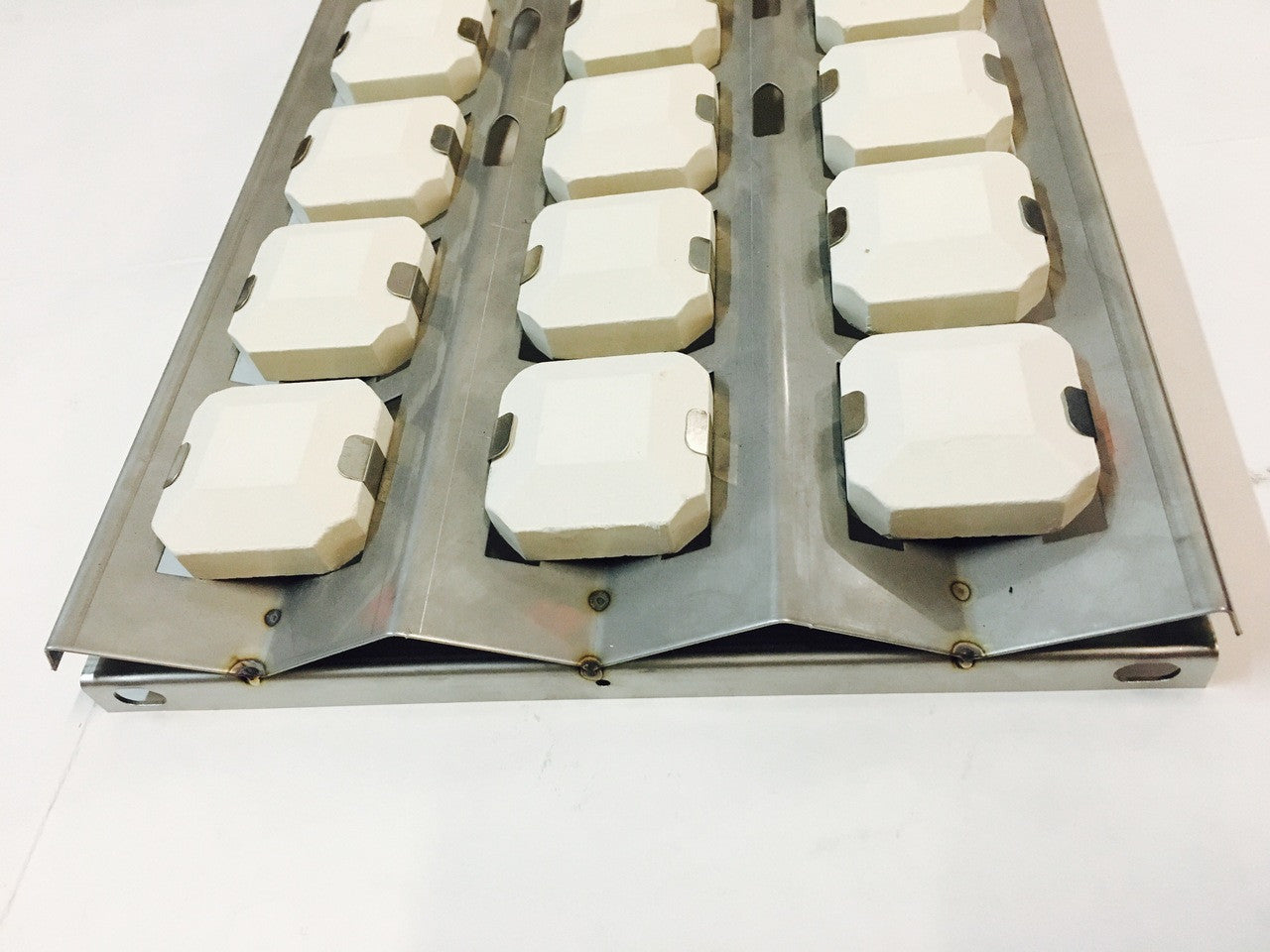 Sedona by Lynx L400, L600, L700 Grills Complete Briquette Tray Assembly - 80743