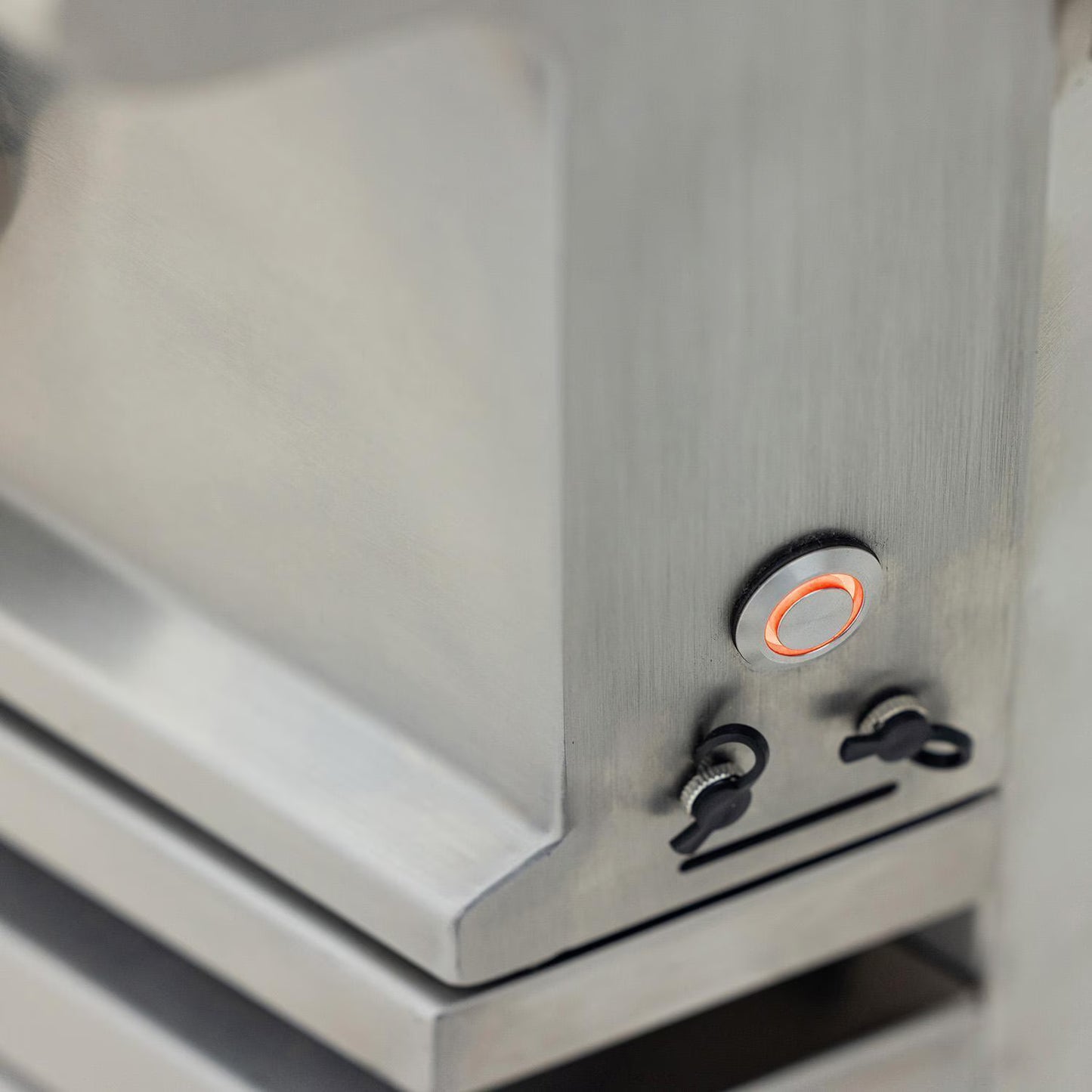 Blaze LTE PRO 40 Inch 5-Burner Gas Grill (New)