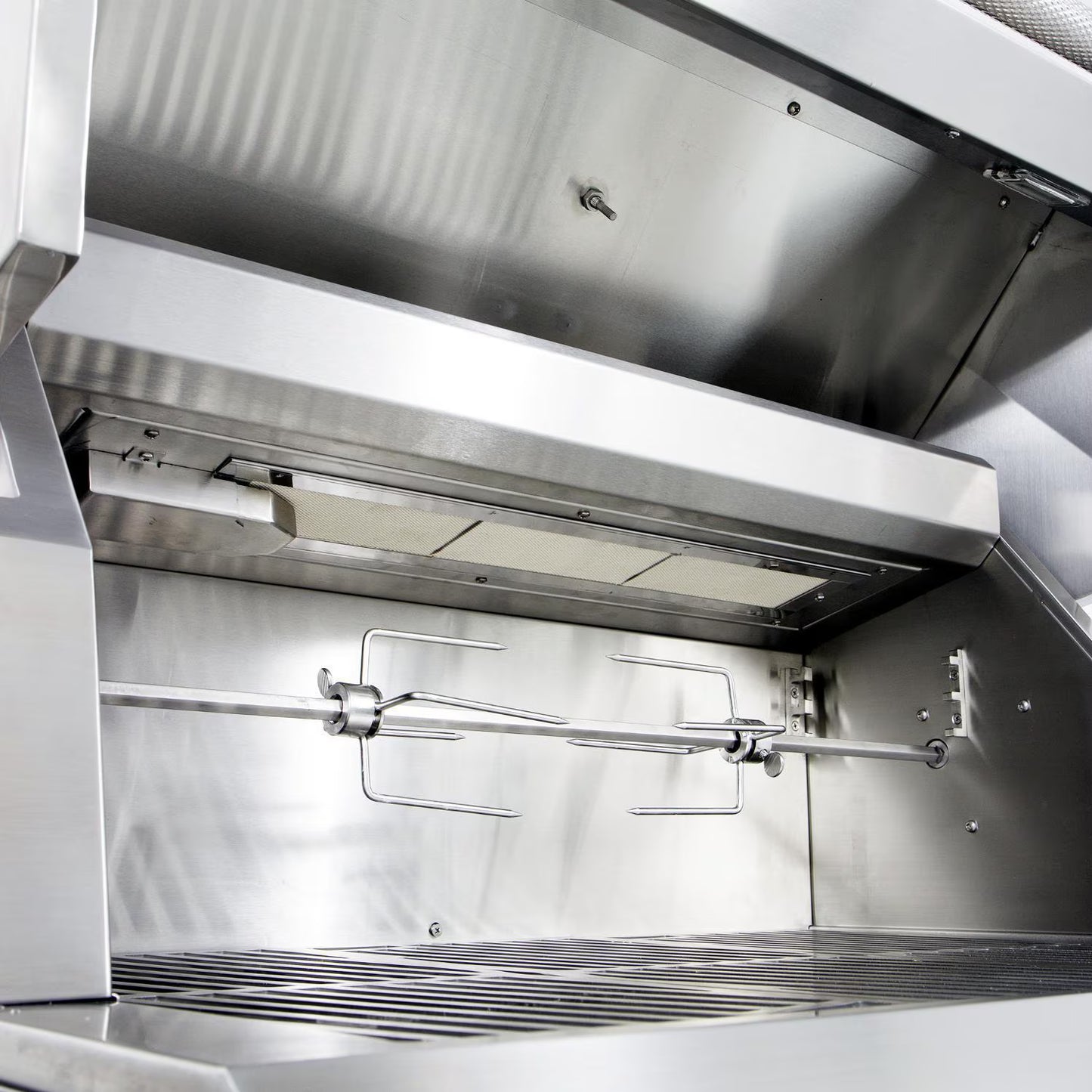 Hestan 36-Inch Built-In Natural Gas Grill W/ Rotisserie - Steeletto